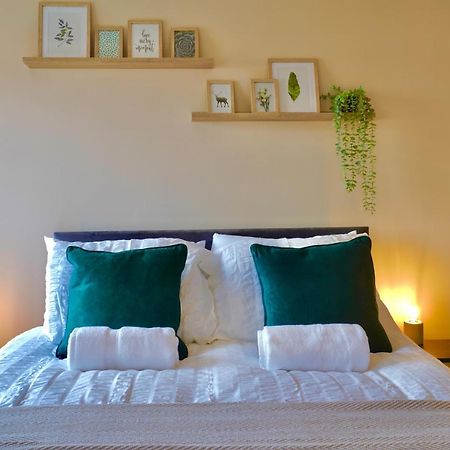 Felton House Villa Стафорд Екстериор снимка